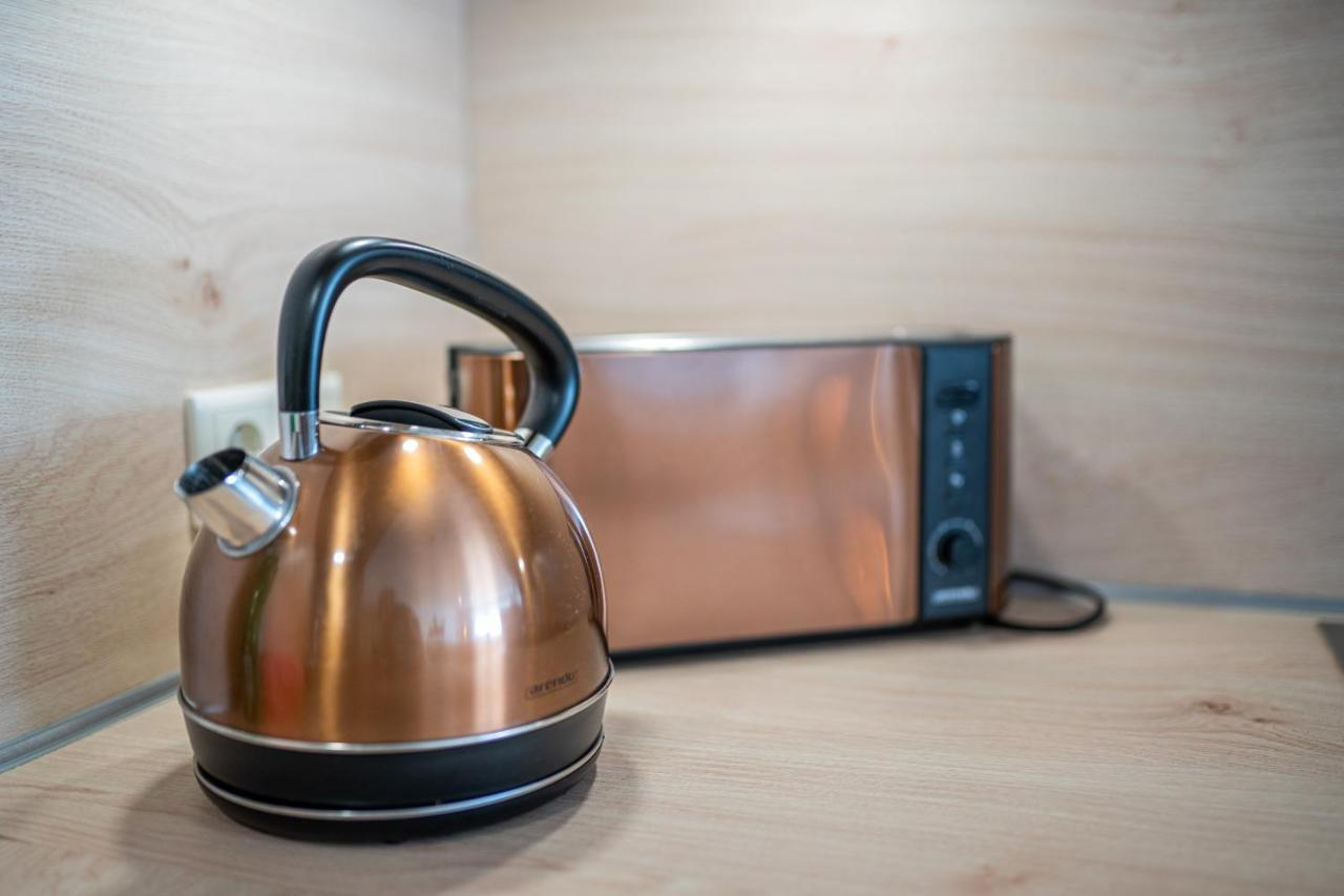 Golden Design Apartment Familie Business 6 Pers Buero Fitnessecke Naehe Messe Dus 1000 Mbit Duisbourg Extérieur photo