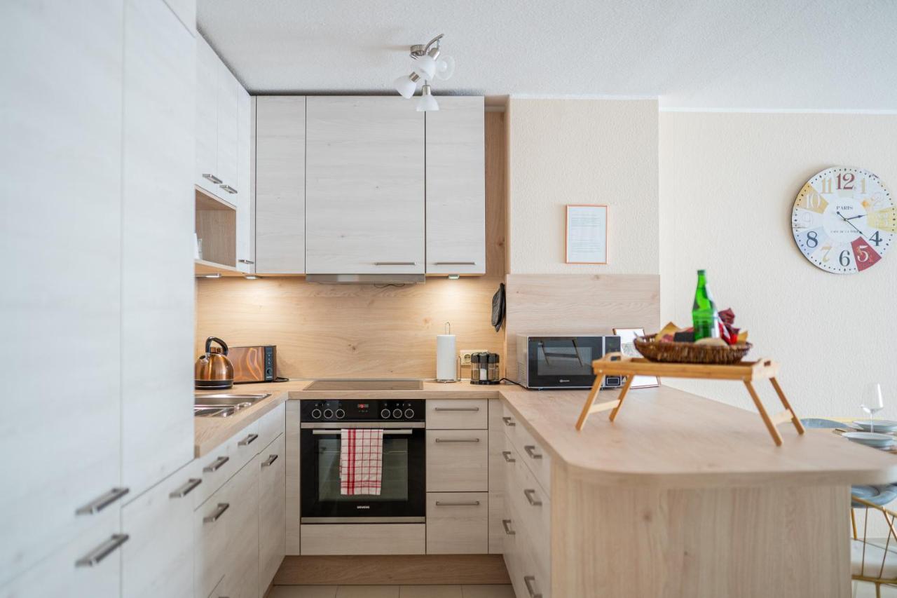 Golden Design Apartment Familie Business 6 Pers Buero Fitnessecke Naehe Messe Dus 1000 Mbit Duisbourg Extérieur photo